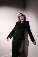 Load image into Gallery viewer, Tailored Blazer - Black