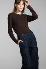 Load image into Gallery viewer, Fine-Knit Linen Sweater with Crew Neck