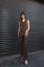 Load image into Gallery viewer, Tailored Straight-Leg Trousers – Brown