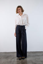 Load image into Gallery viewer, Pleated tailored trousers