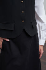 Load image into Gallery viewer, Polyviscose gilet with a relaxed fit and a V-neckline