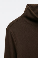 Load image into Gallery viewer, Brown Turtleneck t-shirt in soft stretch fabric