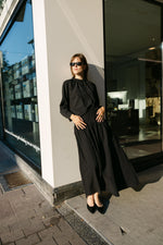 Load image into Gallery viewer, Adjustable Waist Maxi Skirt – Black