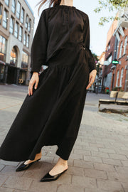 Adjustable Waist Maxi Skirt – Black