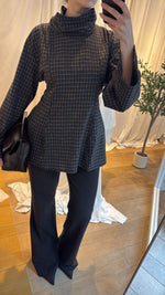 Load image into Gallery viewer, Back Tie Check Top – Brown