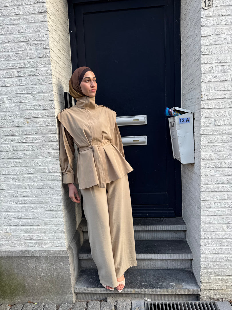 Lightweight Short Trenchcoat – Beige