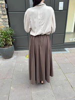 Load image into Gallery viewer, Elastic Waist Linen Maxi Skirt