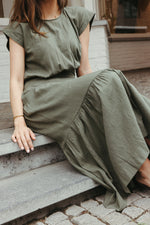 Load image into Gallery viewer, Fitted Waist Linen Maxi Dress – Olive