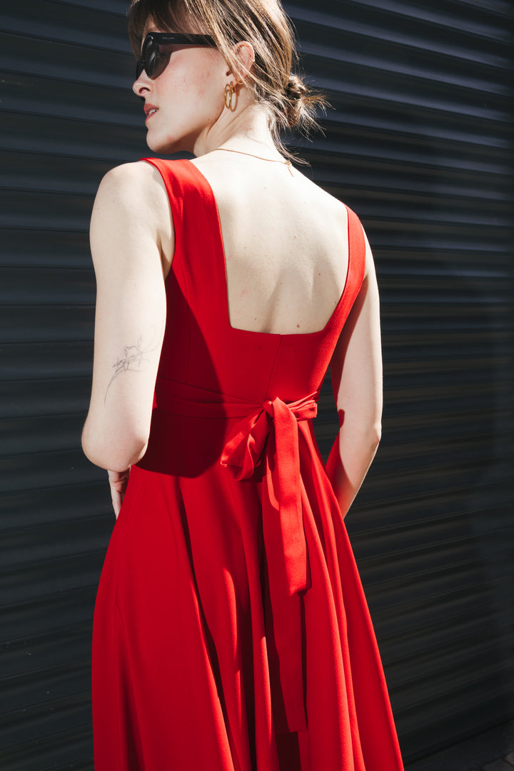 True Red Elegance Midi Dress