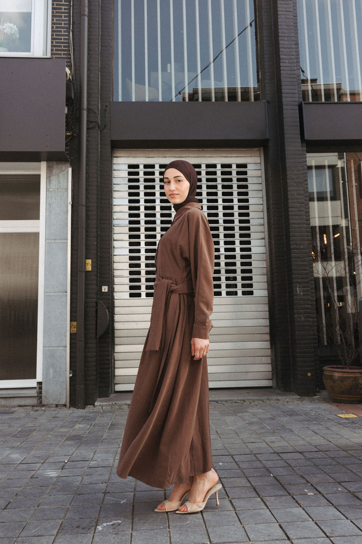Shawl Detail Gathered Waist Dress – Brown