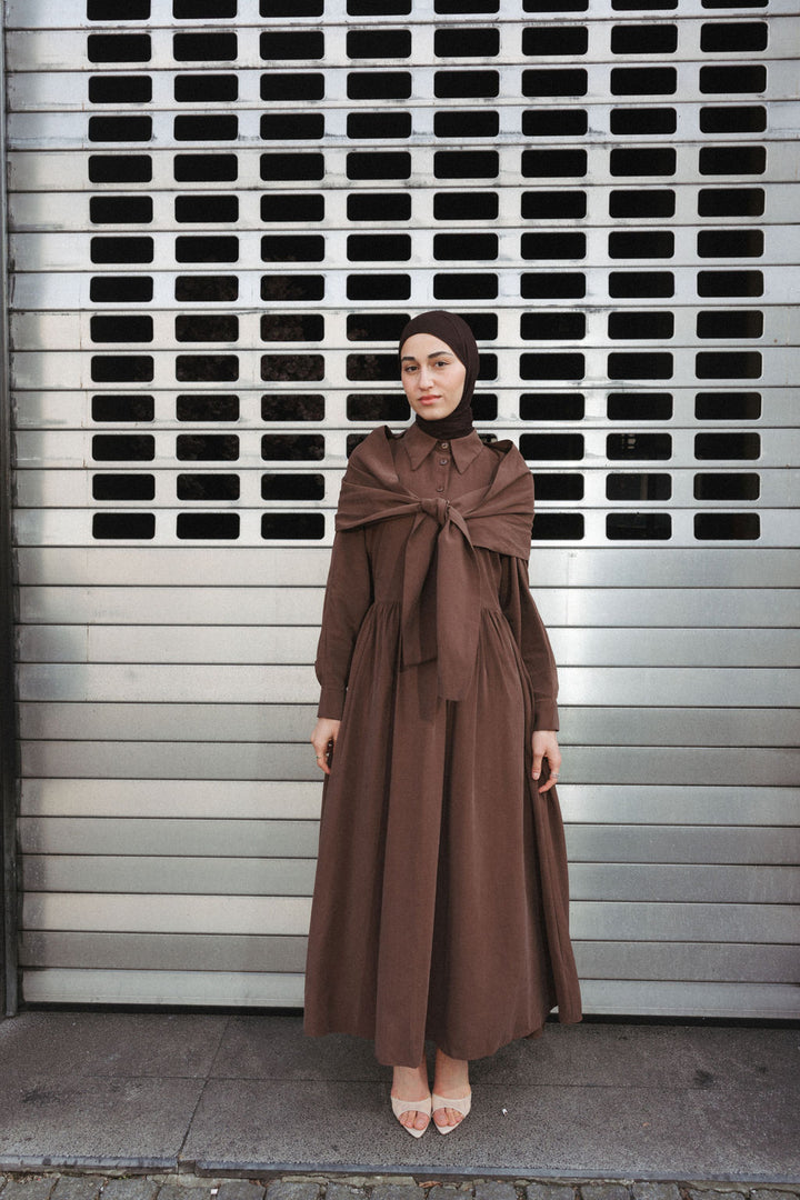 Shawl Detail Gathered Waist Dress – Brown