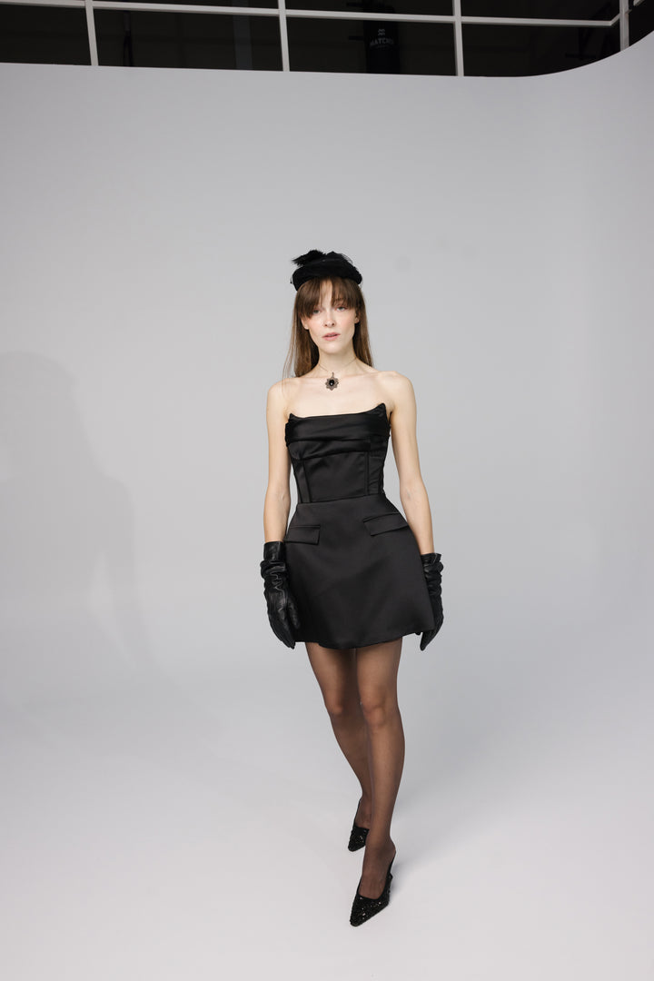 Noir Éclat Dress