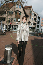 Load image into Gallery viewer, Tailored Poplin Shirt – Butter Yellow &amp; Brown Stripe