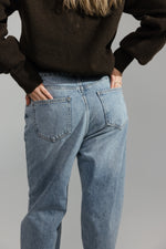 Load image into Gallery viewer, Light Blue Straight Jeans