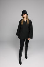 Load image into Gallery viewer, Oversized Quilted Wrap Jacket