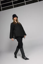 Load image into Gallery viewer, Oversized Quilted Wrap Jacket