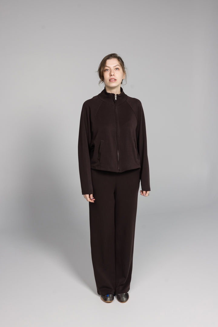 Comfortable Modal Set