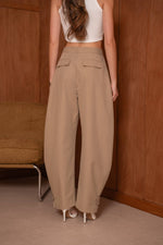 Load image into Gallery viewer, Urban Balloon Pants – Camel LIMITED EDITION
