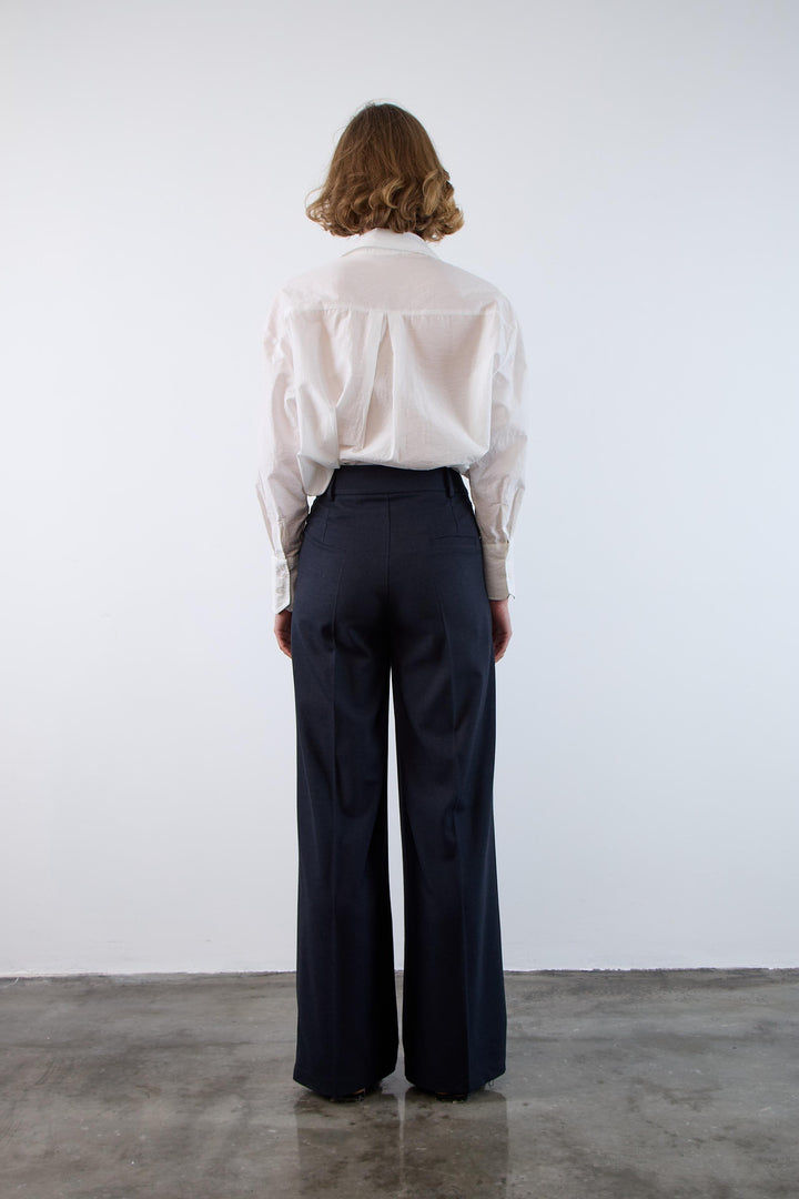 Pleated tailored trousers