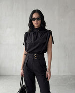 Load image into Gallery viewer, Noir Silky Top
