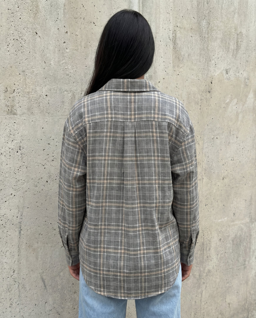 Oversized Plaid Cotton Shirt – Grey Tones