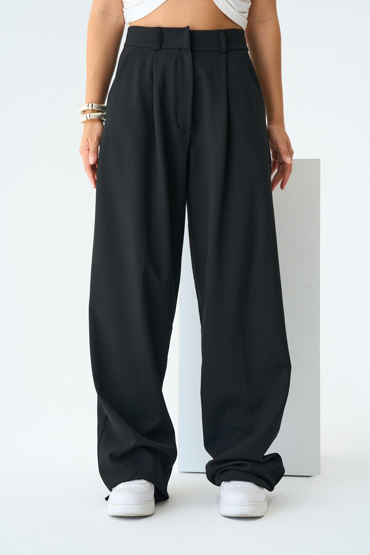 Elegant Wide-Leg Trousers