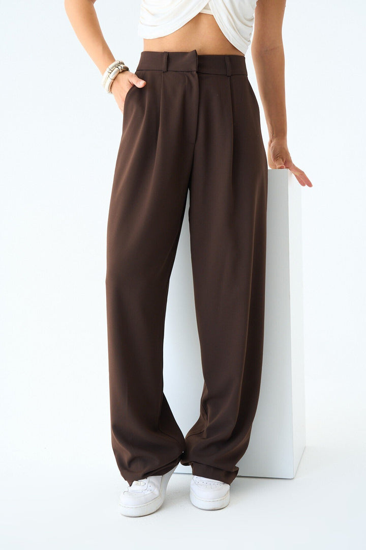Elegant Wide-Leg Trousers